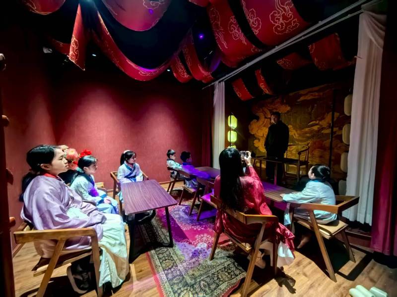 新干县互动剧场策划